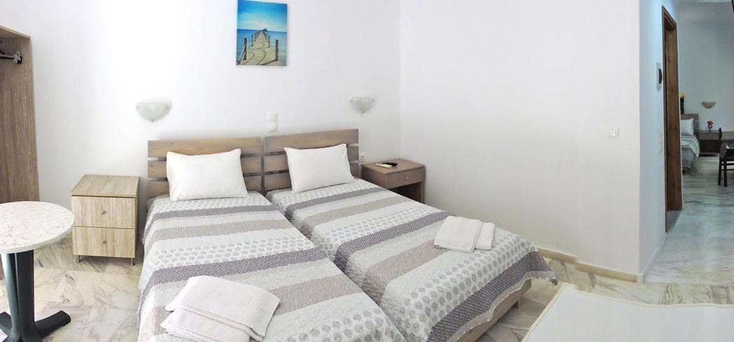 Egeon Rooms And Studios Джорджополис Екстериор снимка